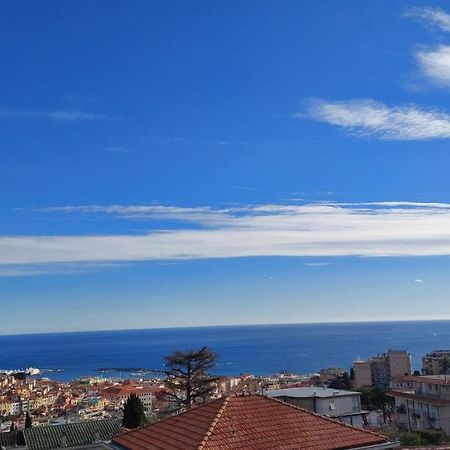 La Casa Di Ermes - Ampio Luminoso Appartamento A Tre Minuti Dal Centro Sanremo Eksteriør bilde