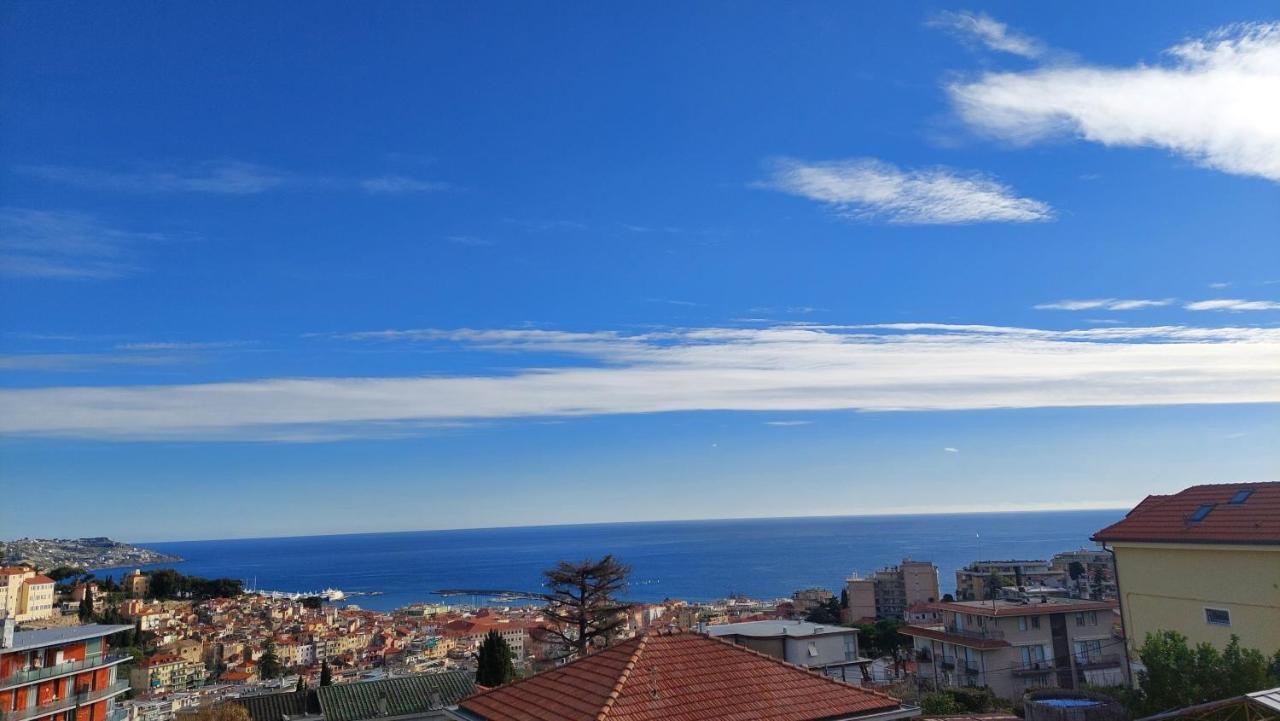 La Casa Di Ermes - Ampio Luminoso Appartamento A Tre Minuti Dal Centro Sanremo Eksteriør bilde